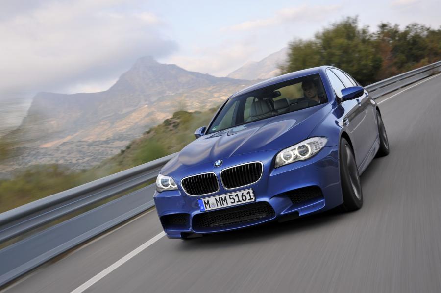  BMW M5 2011 года  (фото 135 из 344)